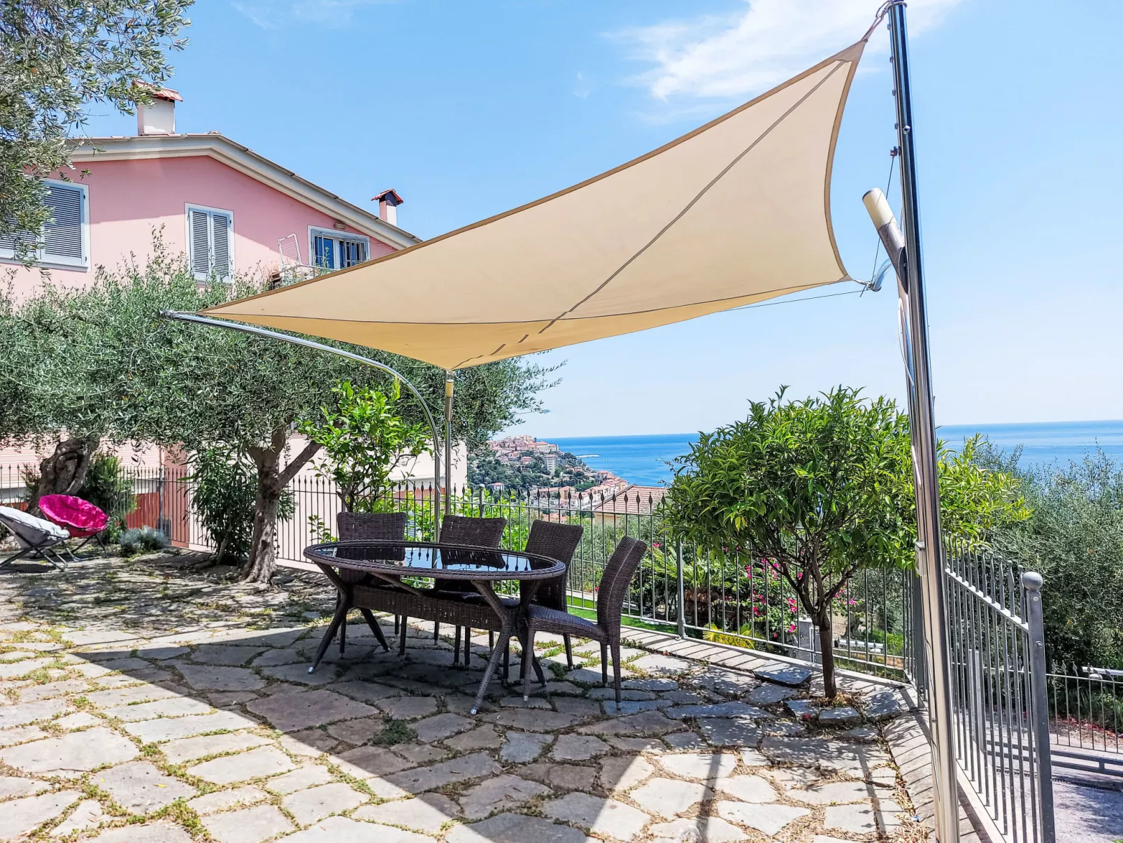 Ulivi sul Mare - Buiten