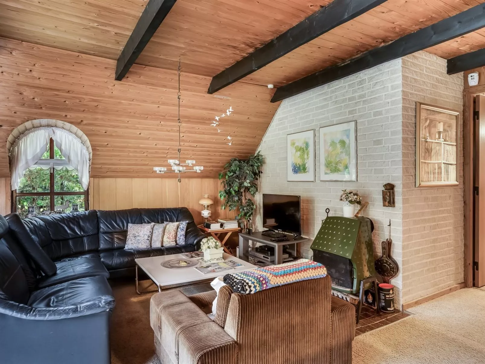 "Adina" -  from the sea - Binnen