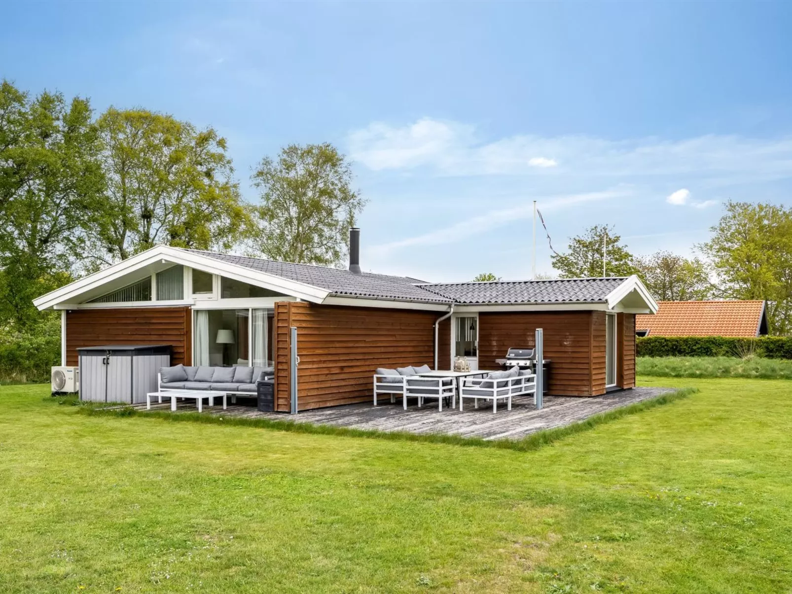 "Karin" - 300m from the sea - Buiten