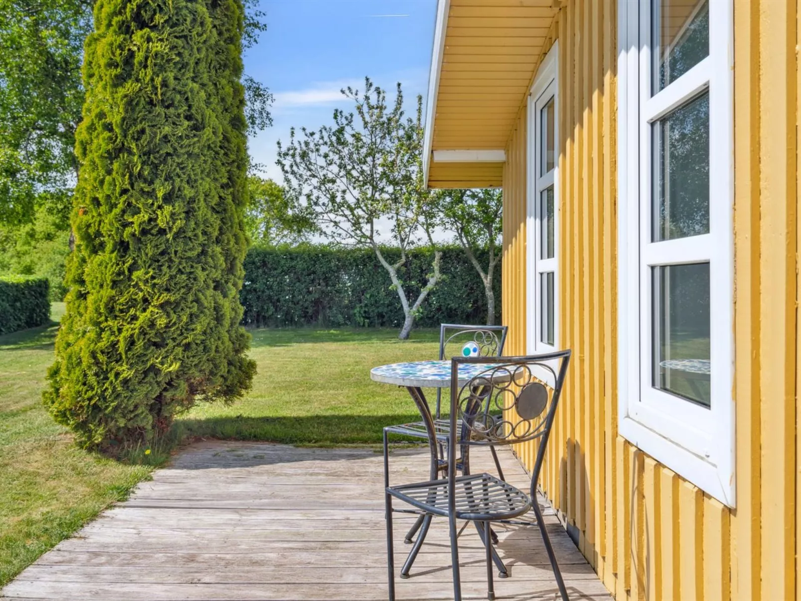 "Erin" - 200m from the sea - Buiten