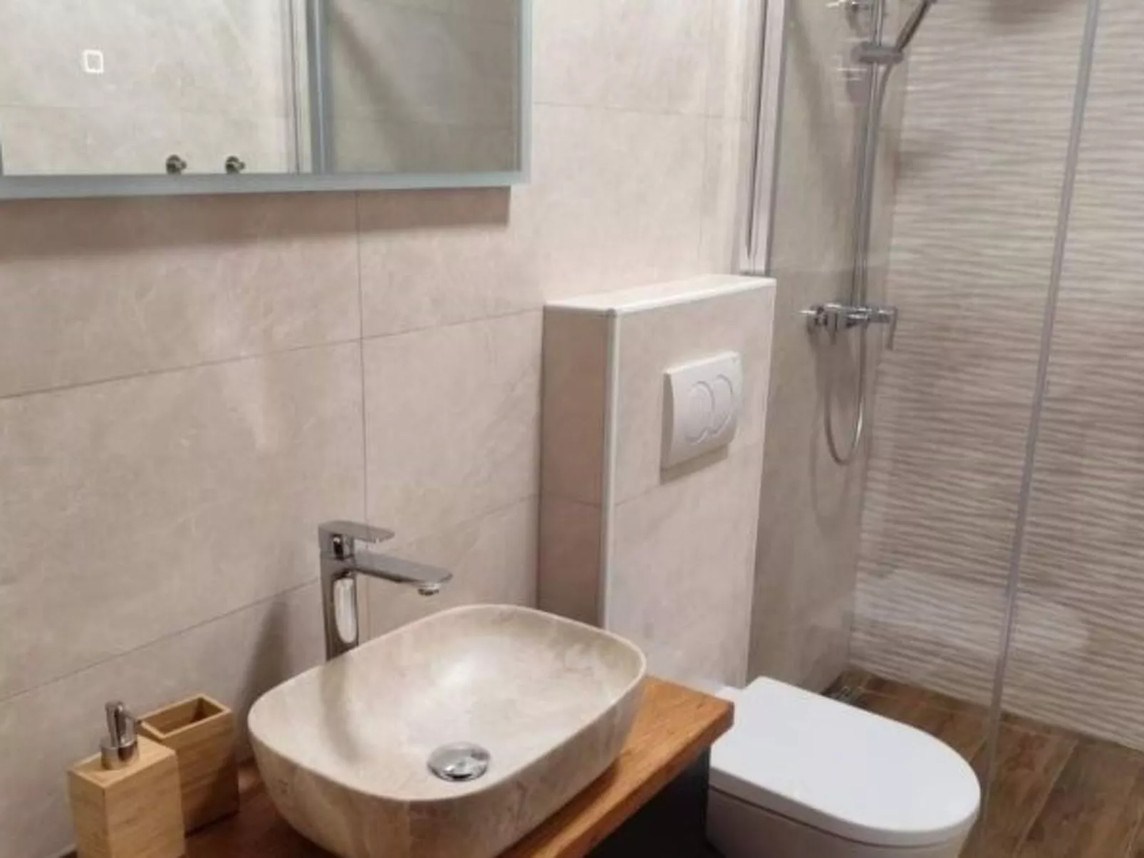 Zen Garden Villa with heated pool - Image-tags.info