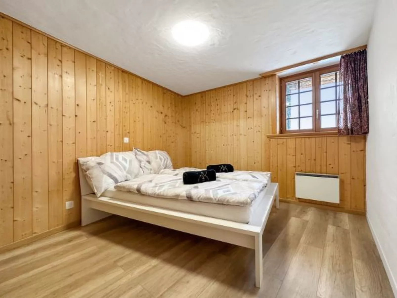 Chalet Le Basset - Family Chalet in the Swiss Alps - Binnen