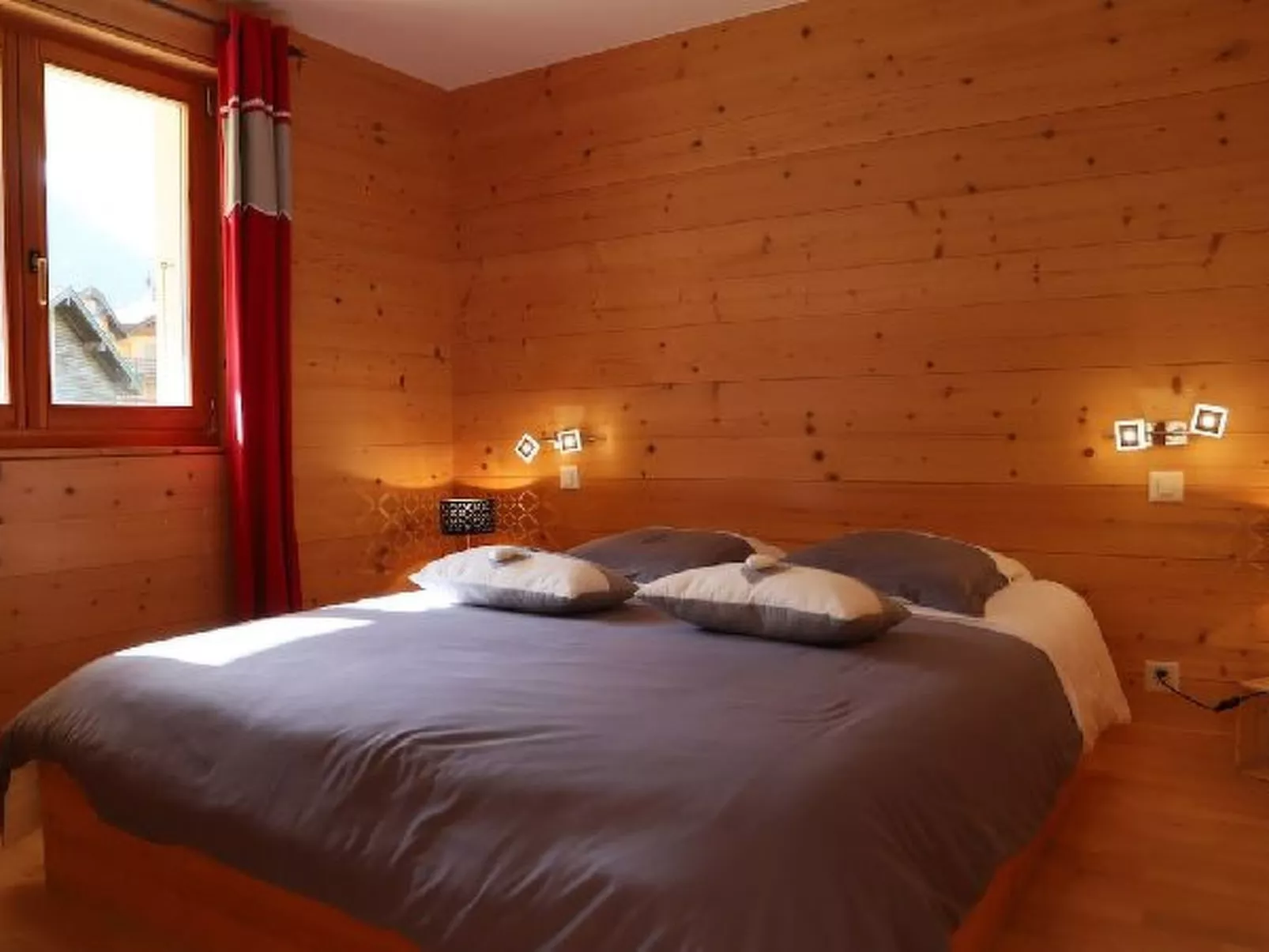 Petit Nid Douillet au Coeur de Salvan - Binnen