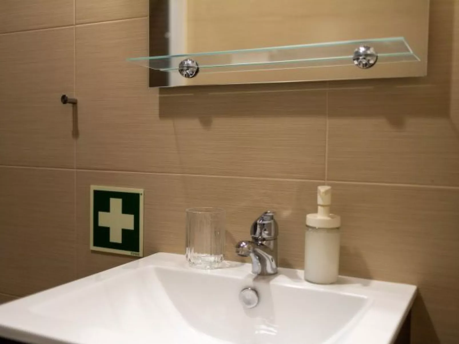 Alfama District Apartments - S.Miguel - Binnen