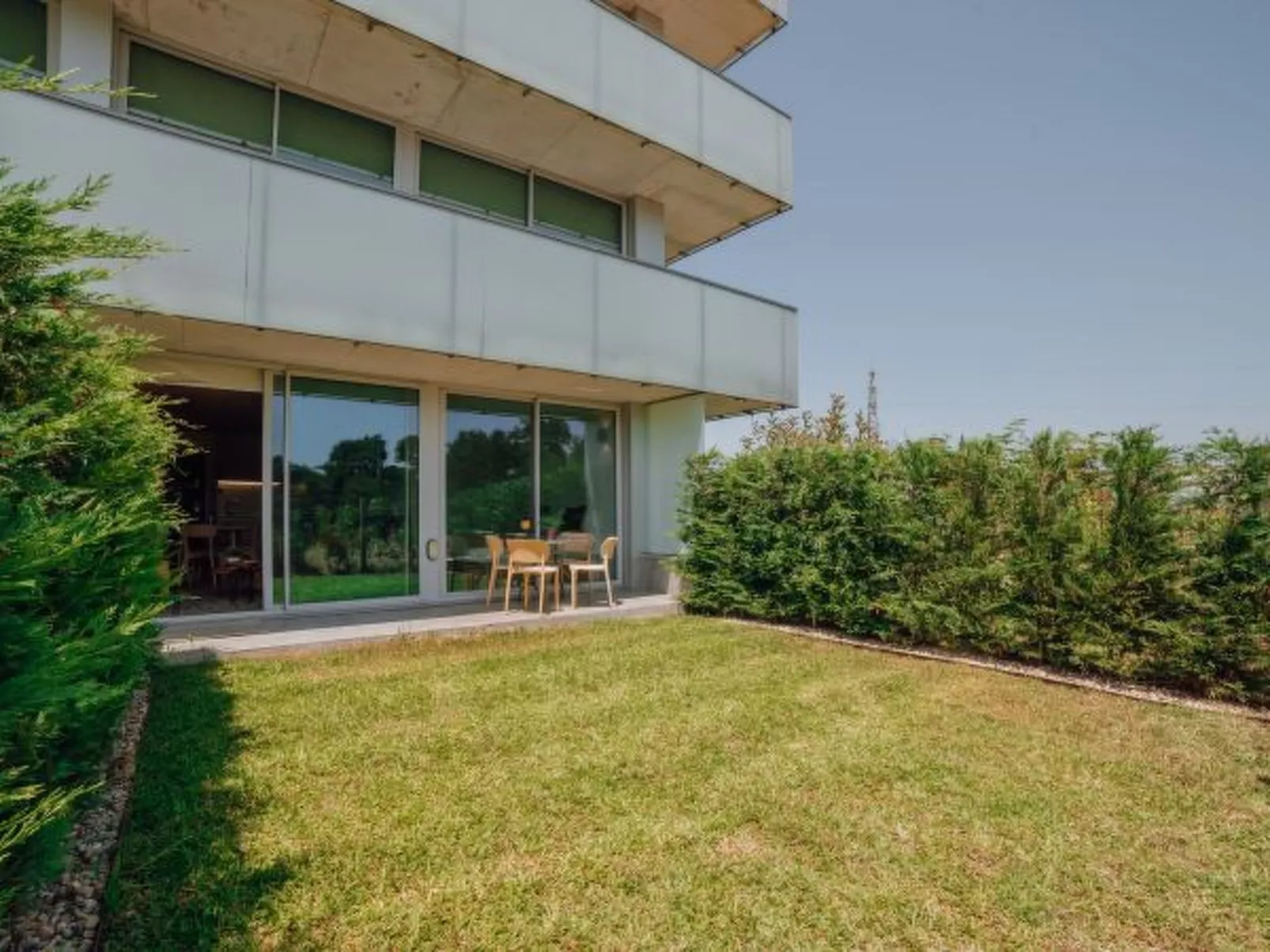 AMAZING DESIGN GARDEN with POOL by VACATIONY - Buiten