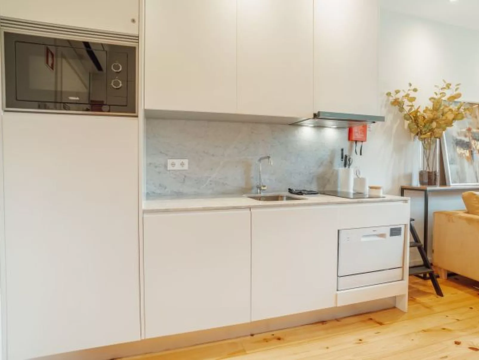 OPORTO POOL APARTMENT by VACATIONY - Binnen