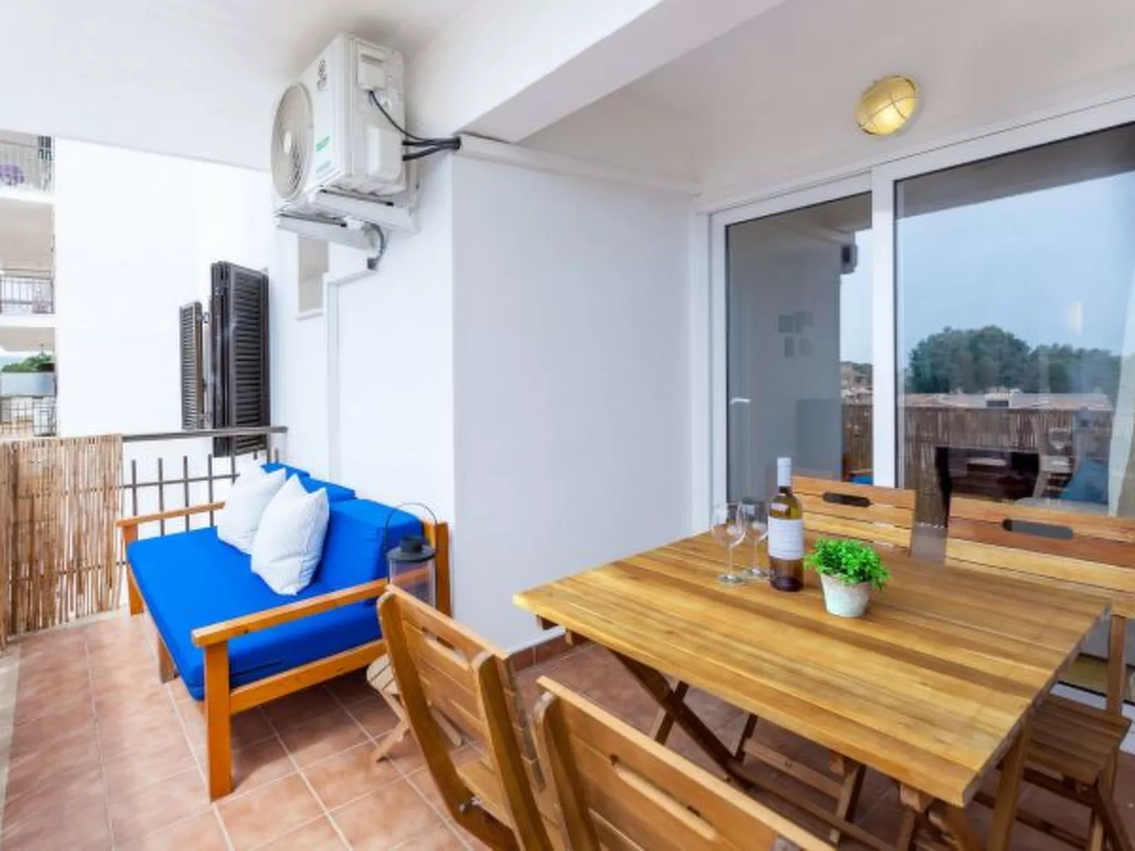 La Ola Beach House - Image-tags.info