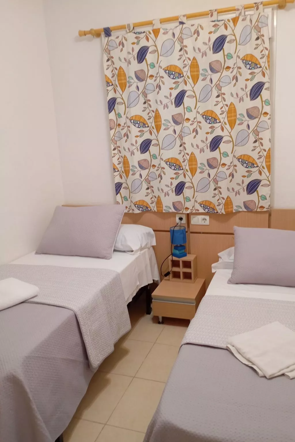 Wohnung Danesp - Frontal al Mar mit Blick auf den Pool - Image-tags.info