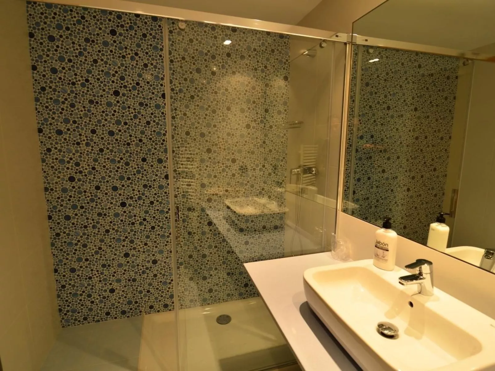 Gästezimmer "Casa de la Cadena". - Binnen