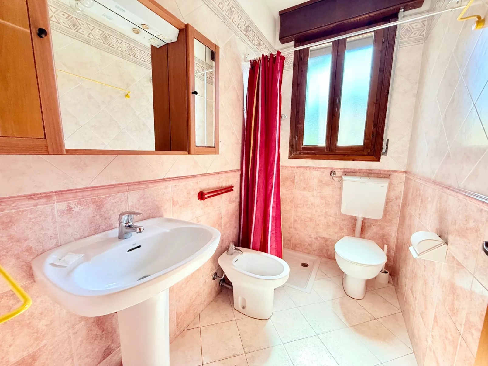 Chalet, Terrasse mit Kamin, privater Garten - Binnen