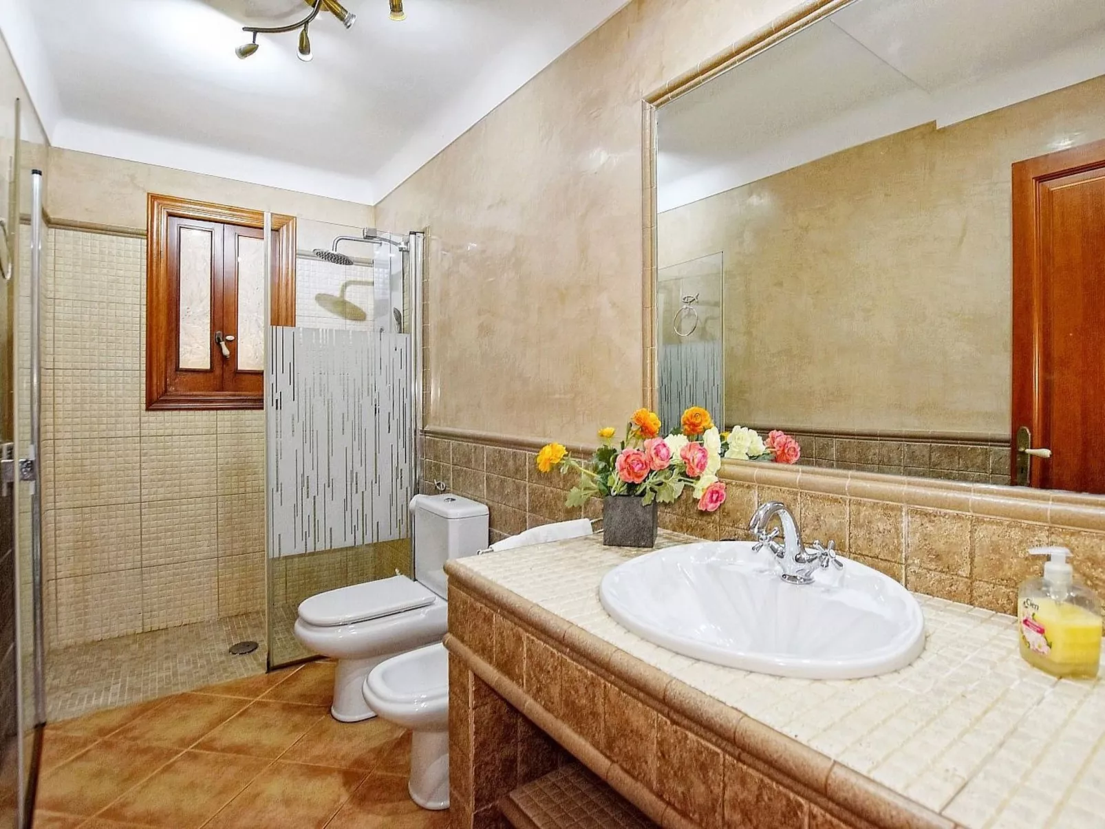 Elegantes Cottage mit großer Kapazität - Image-tags.info