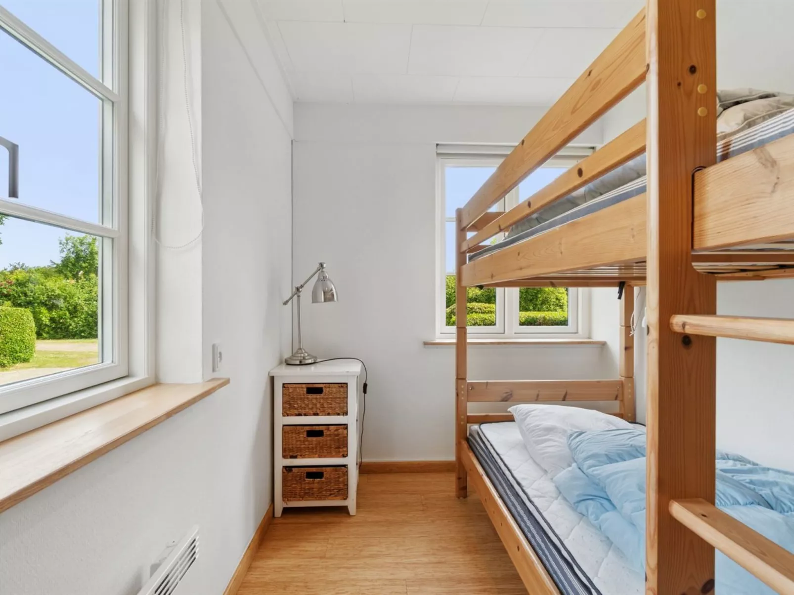 "Siegfried" - 100m from the sea - Binnen