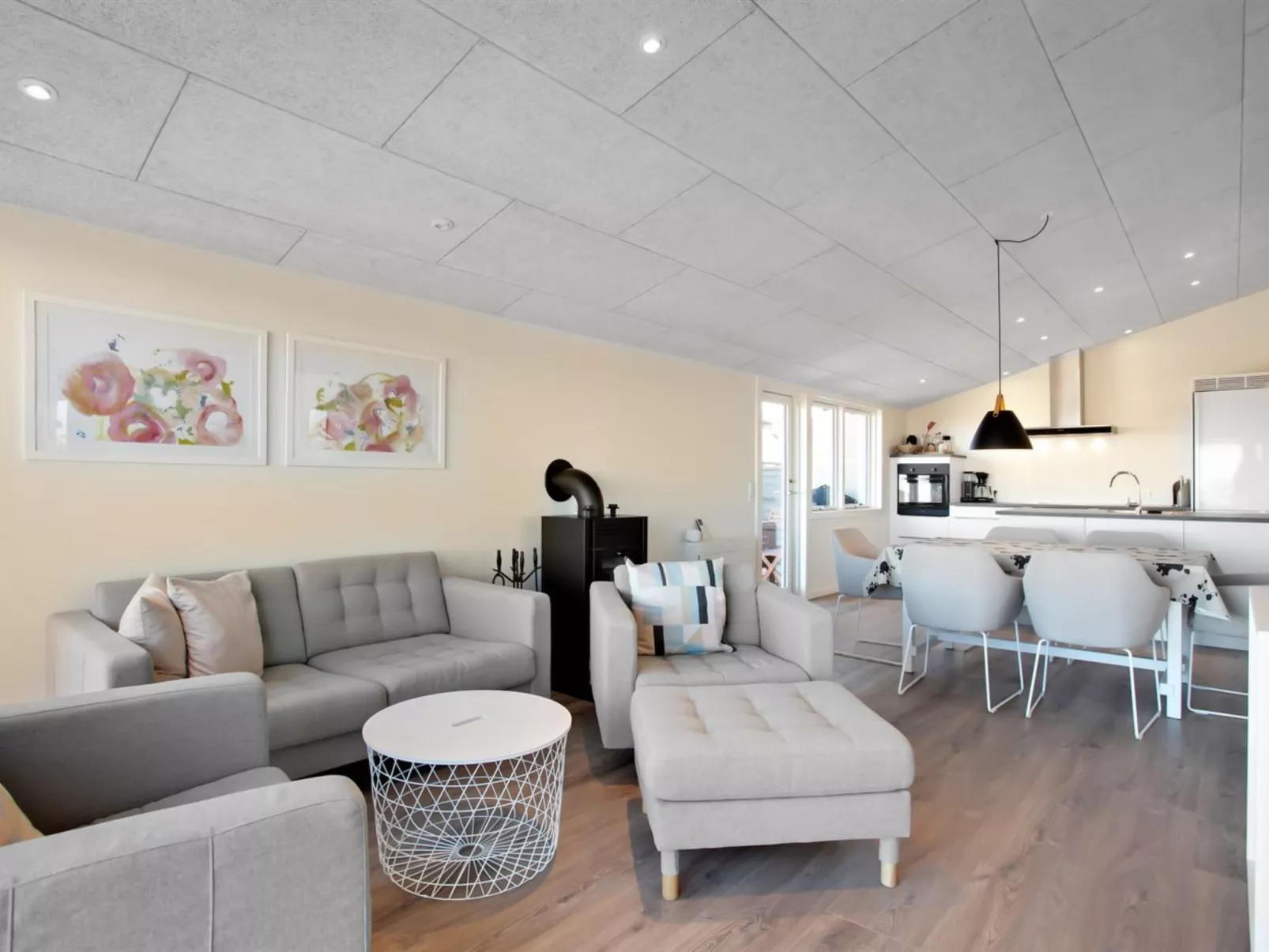 "Edy" - 75m from the sea - Binnen