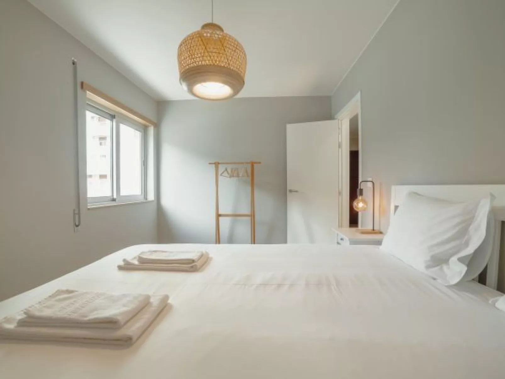 CRYSTAL PALACE GARDEN STYLISH APARTMENT - Binnen