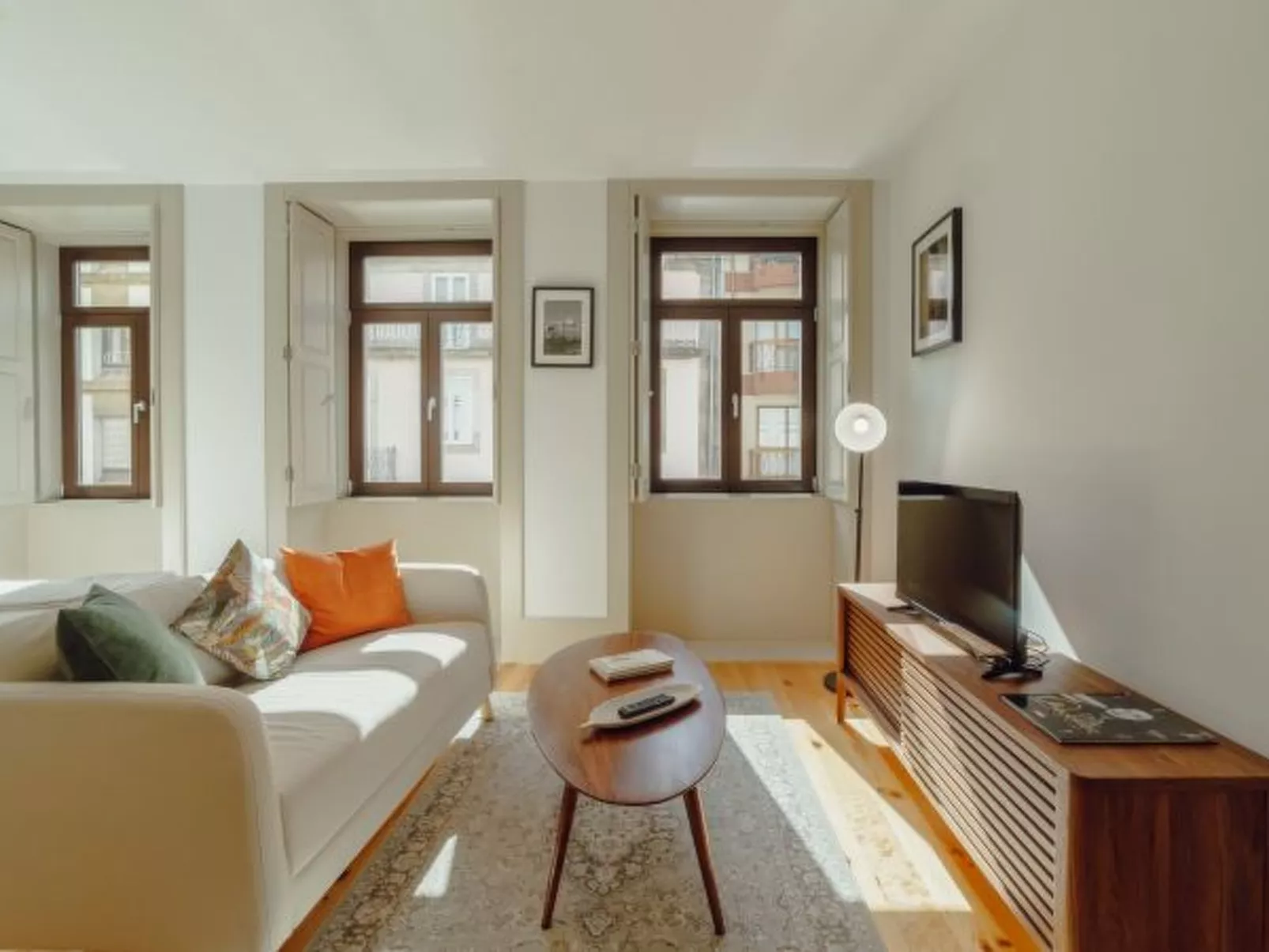 LEGACY OPORTO DESIGN APARTMENT D by VACATIONY - Binnen