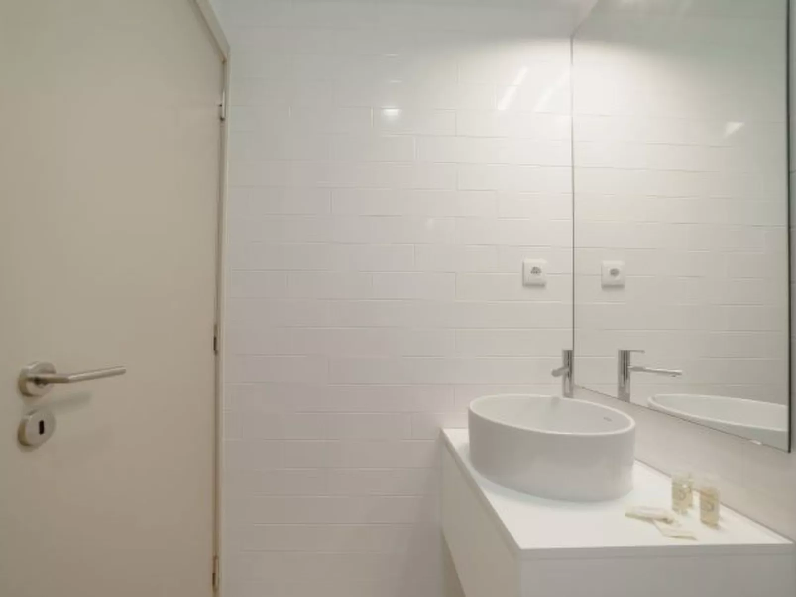 LEGACY OPORTO DESIGN APARTMENT A by VACATIONY - Binnen