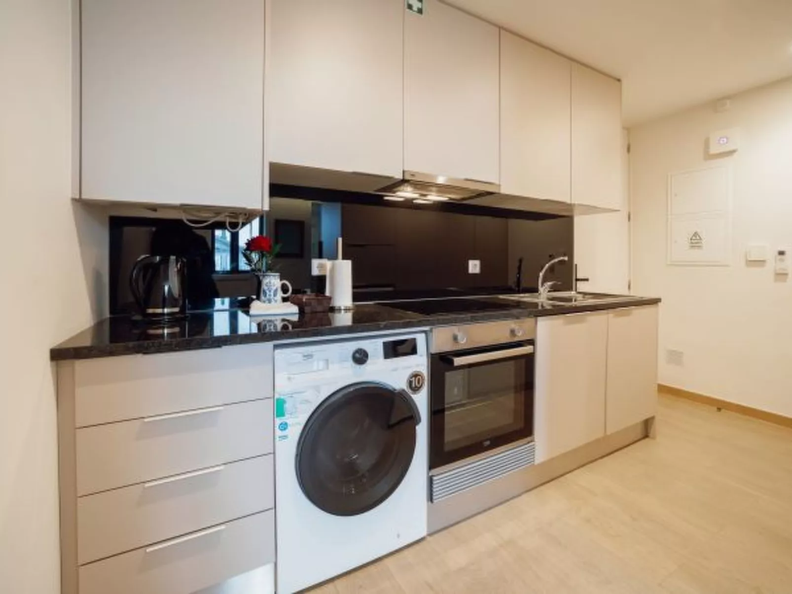 CARMO RESIDENCE PORTO - S. ANTONIO by VACATIONY - Binnen