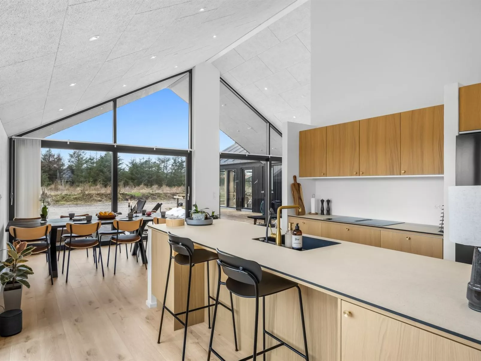 "Damiana" - 1.1km from the sea - Binnen