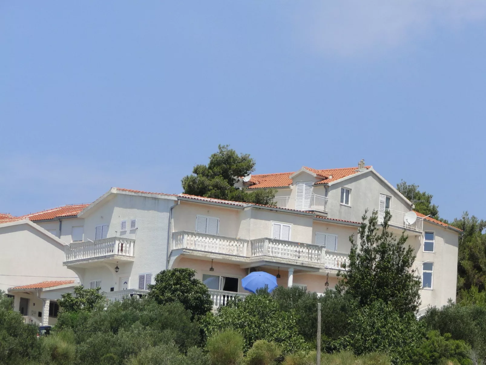 Zimmer Radojka 1 - Image-tags.info