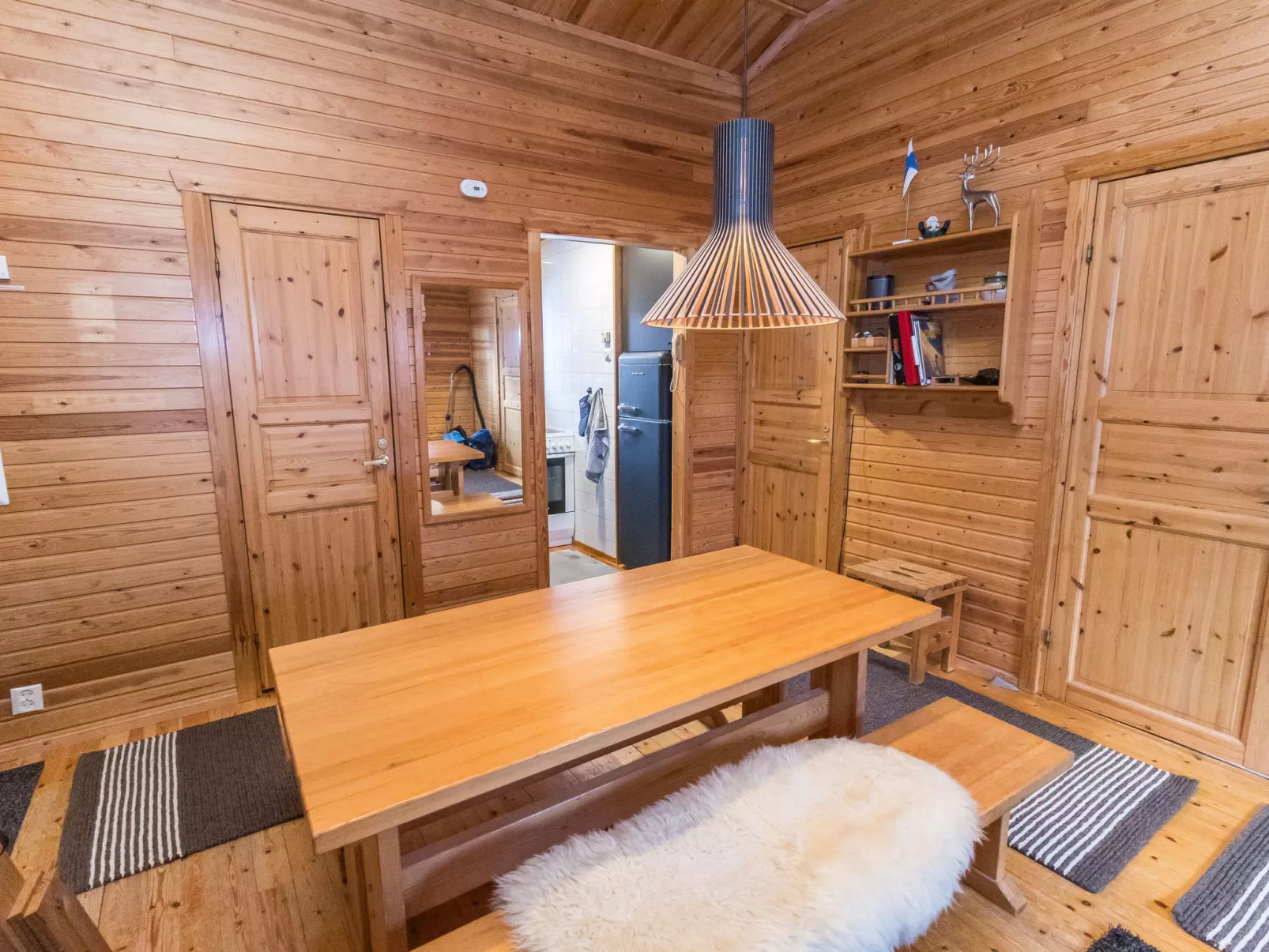 Kelokaltiokylä mökki 58 - Binnen