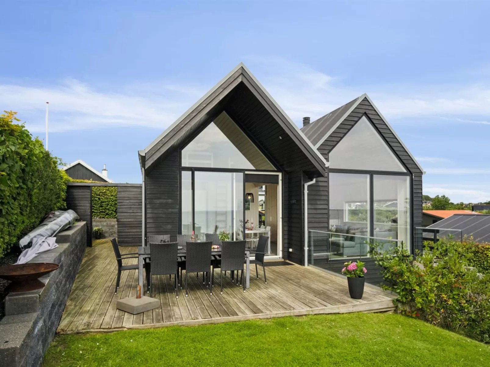 "Reinhard" - 50m from the sea - Buiten