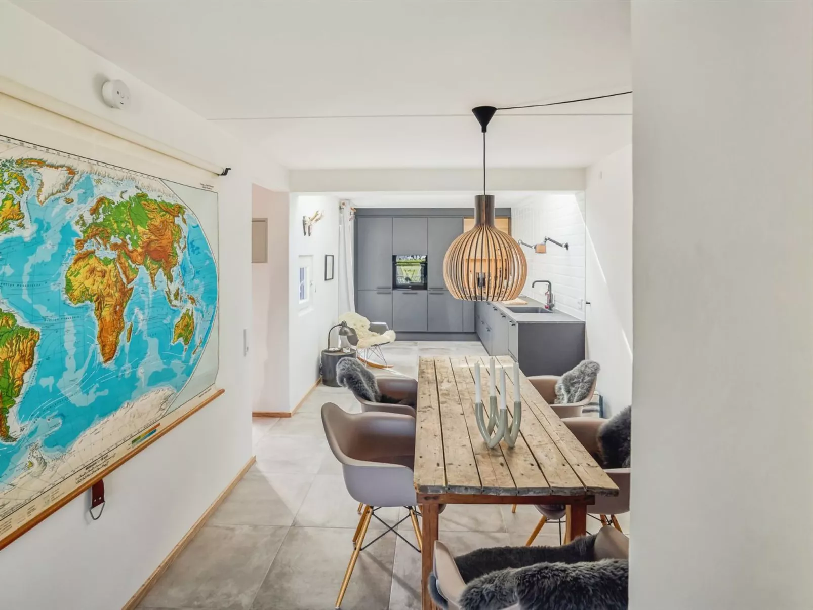 "Kaapo" - 1km from the sea - Binnen