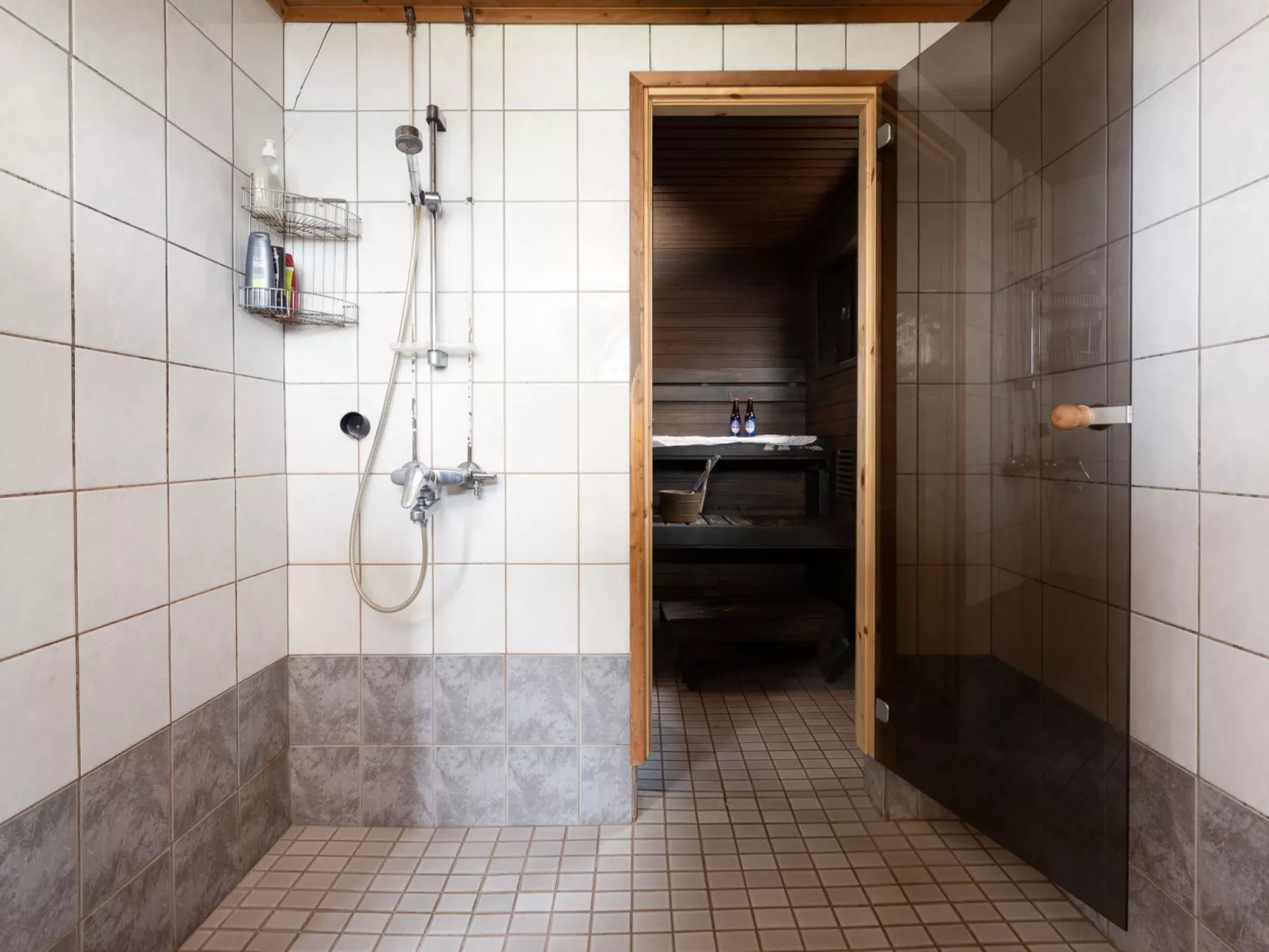 Villa-lyydia - Binnen