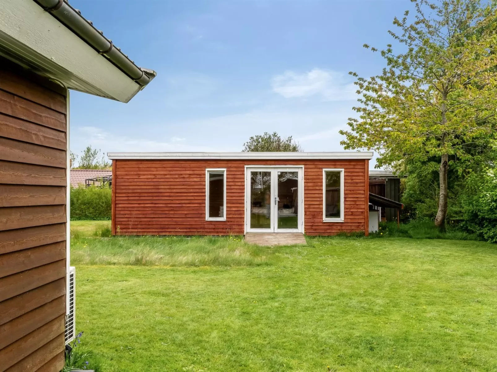 "Karin" - 300m from the sea - Buiten