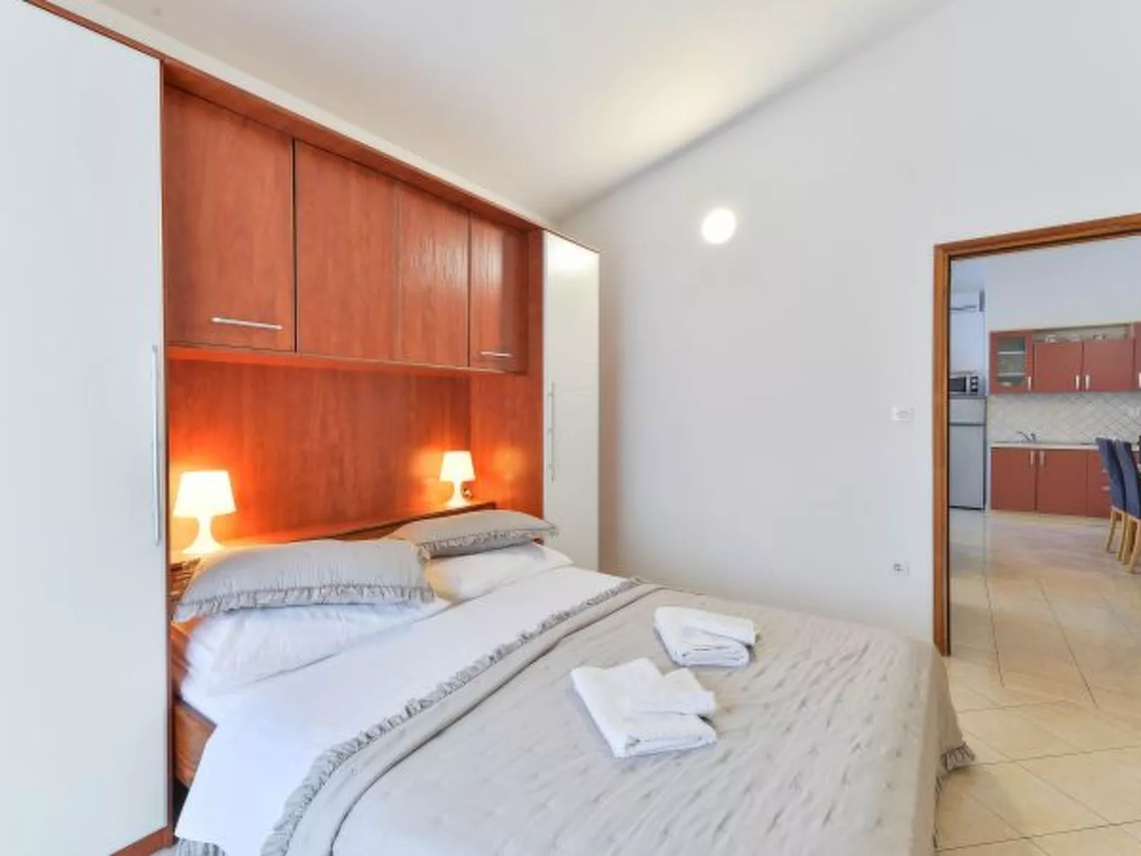 Holiday Apartment Inga Brown with exit to the beac - Image-tags.info