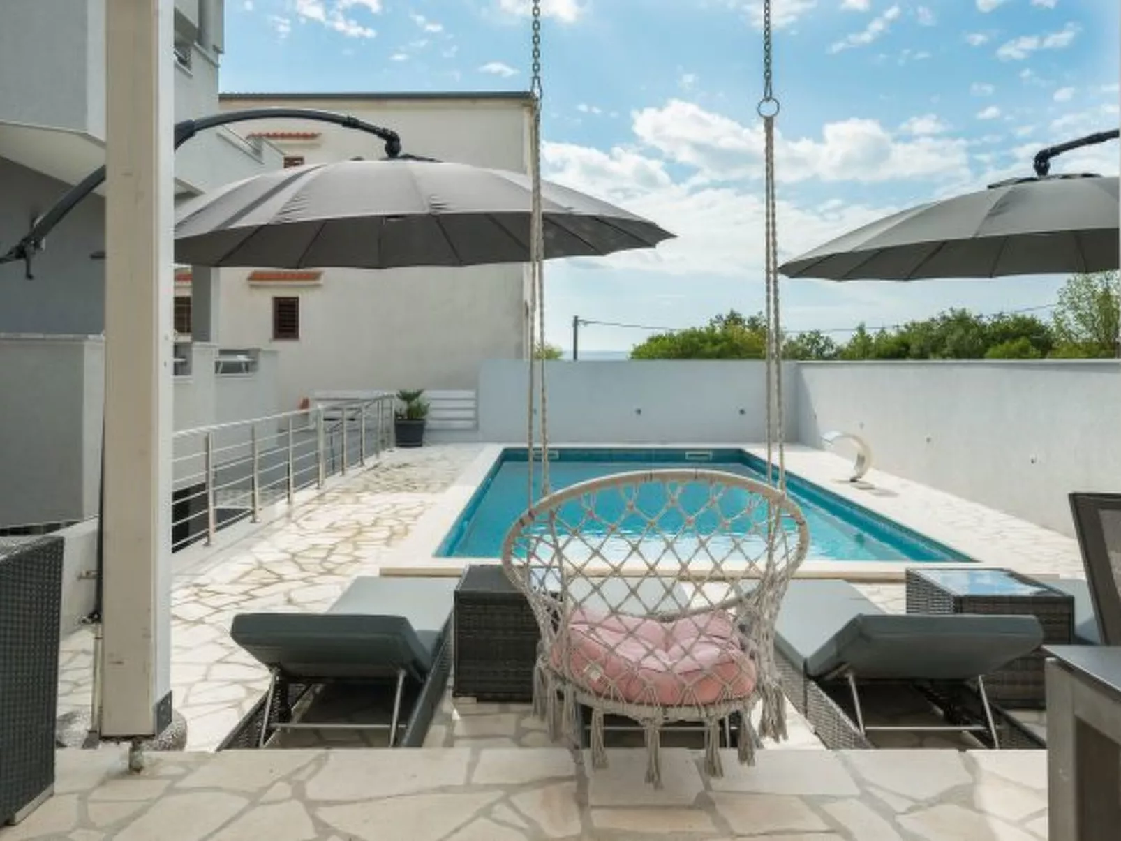 Holiday home Viktoria with pool - Image-tags.info