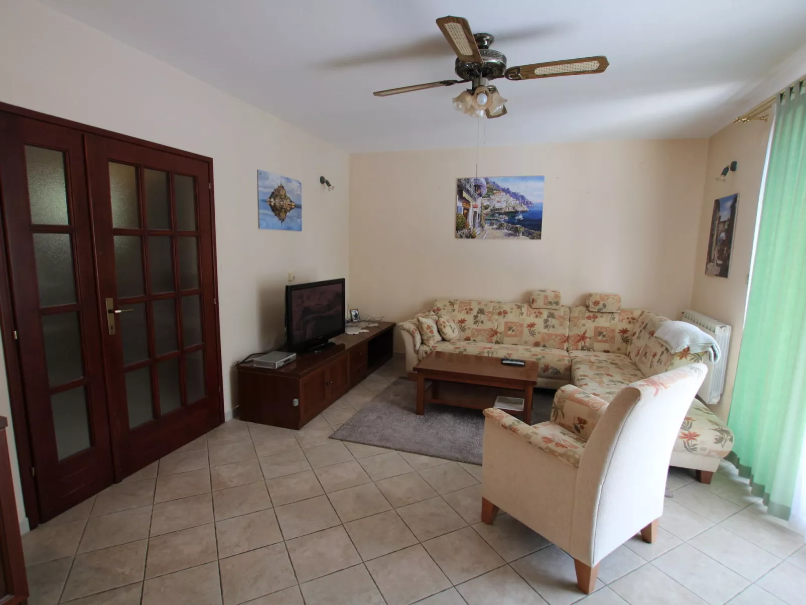 Villa Viktoria / HR-11041-01 - Image-tags.info