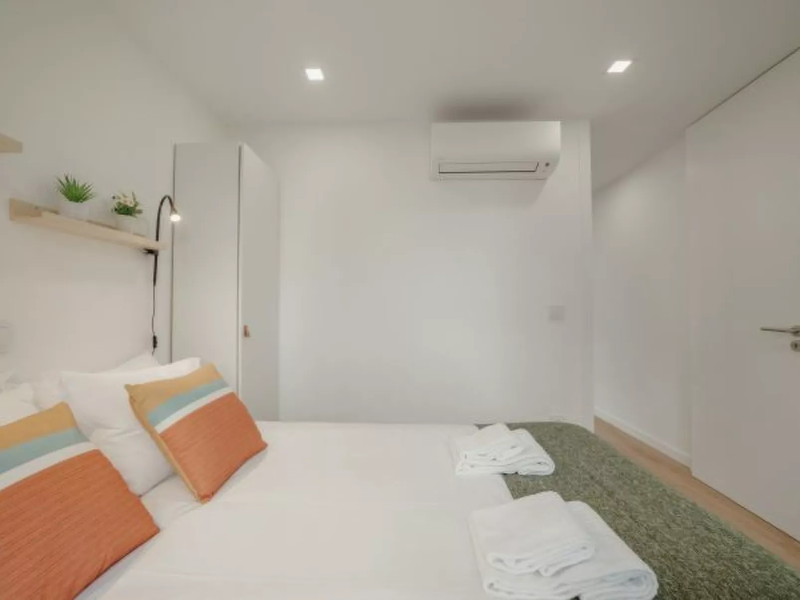 COURTYARD OPORTO DESIGN APARTMENT L WITH TERRACE - Binnen