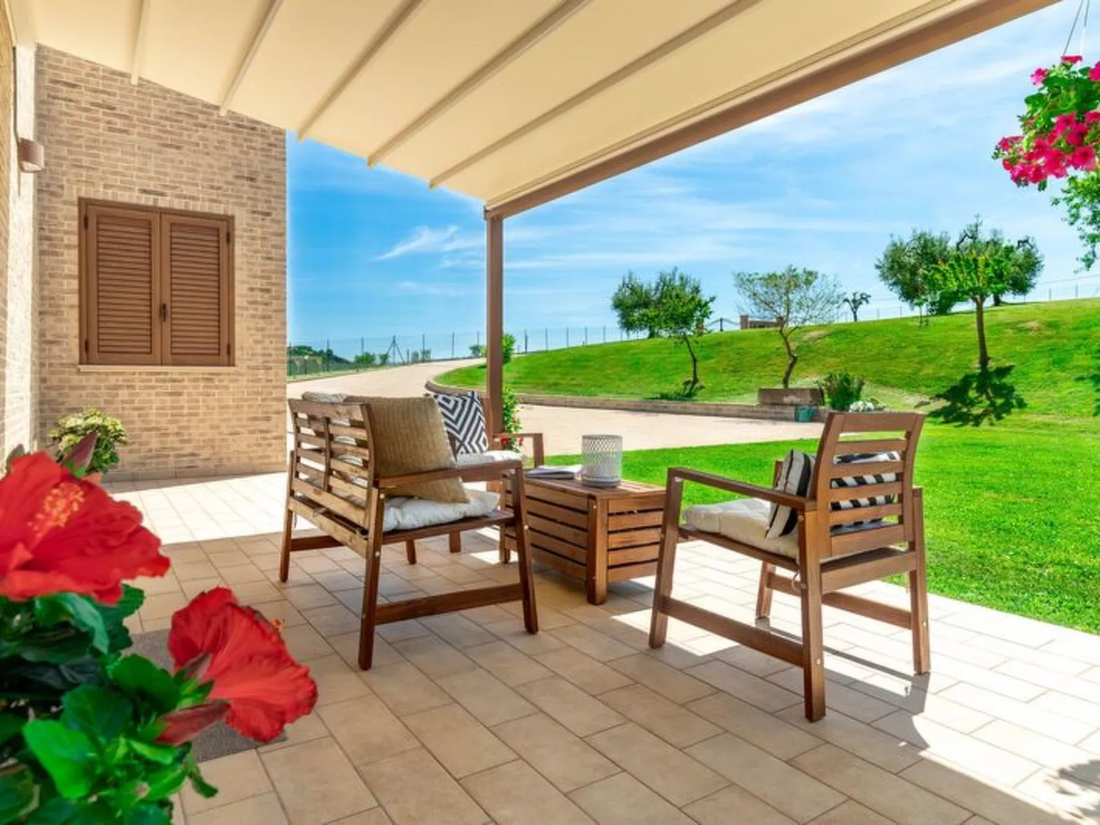 Villa Clair - Buiten