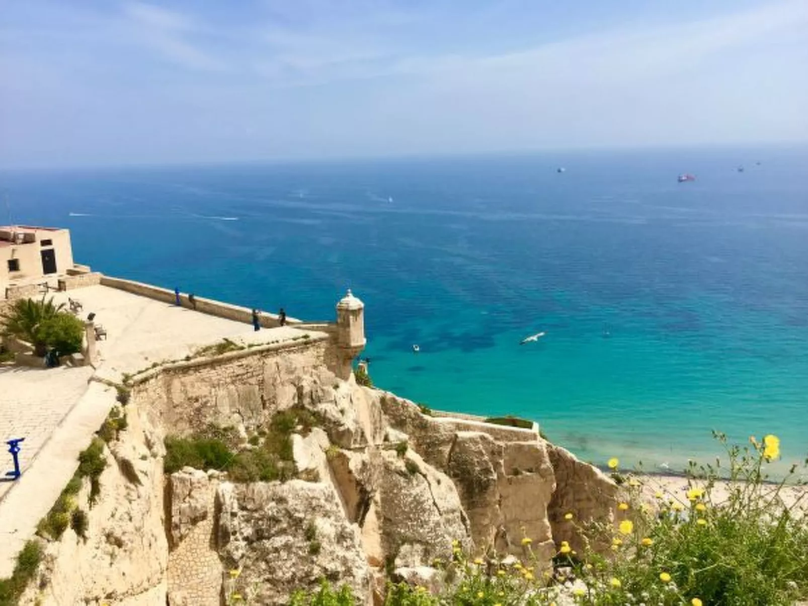 APARTAMENTO POSTIGUET CON BALCON - Buiten