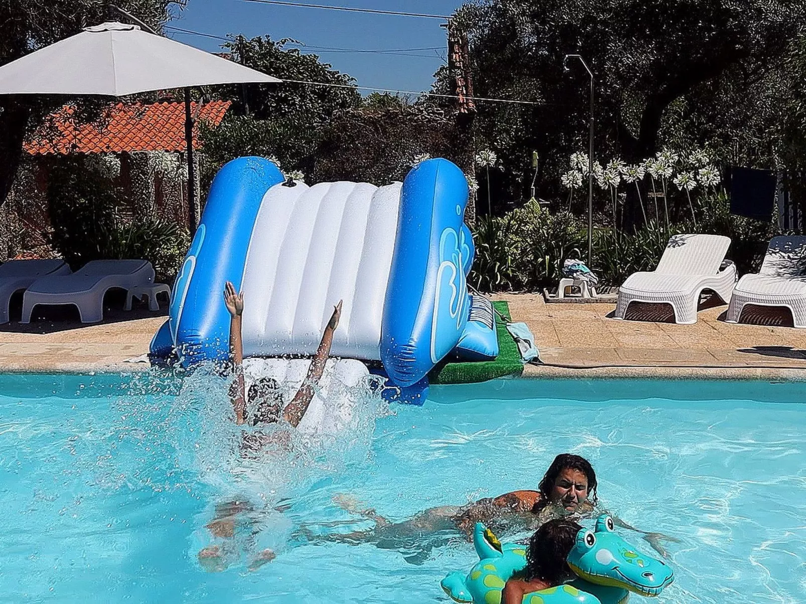 2-Zimmer-Wohnung beheizter Pool - Buiten
