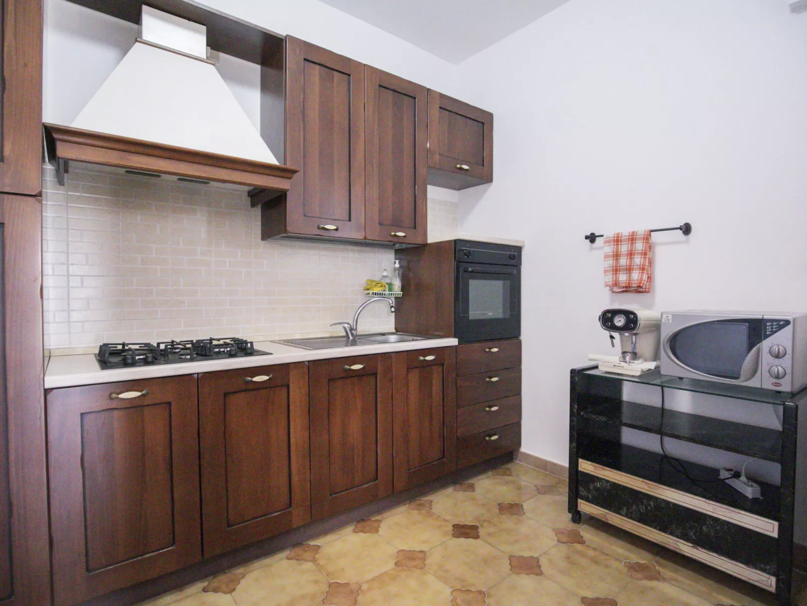 Villa del Mirto 300mt vom Meer, Privatparkplatz, Haustiere erlaubt - Image-tags.info