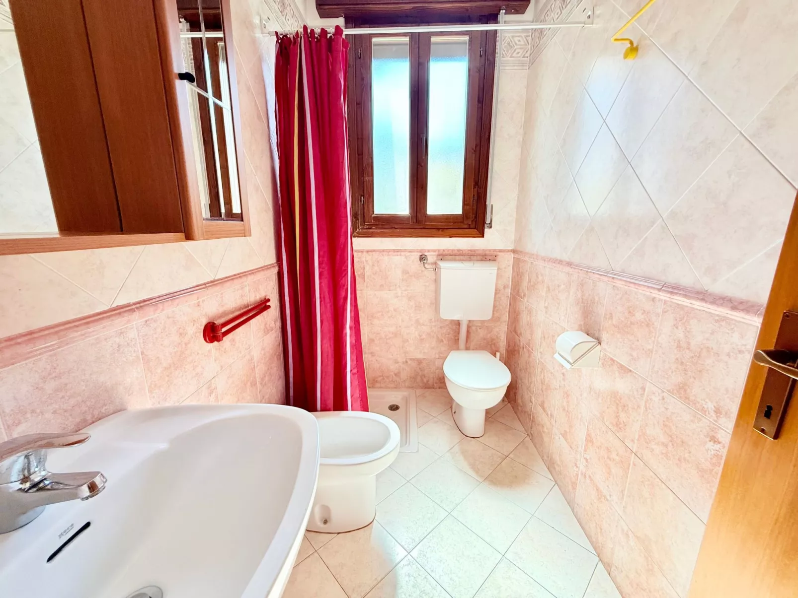 Chalet, Terrasse mit Kamin, privater Garten - Binnen