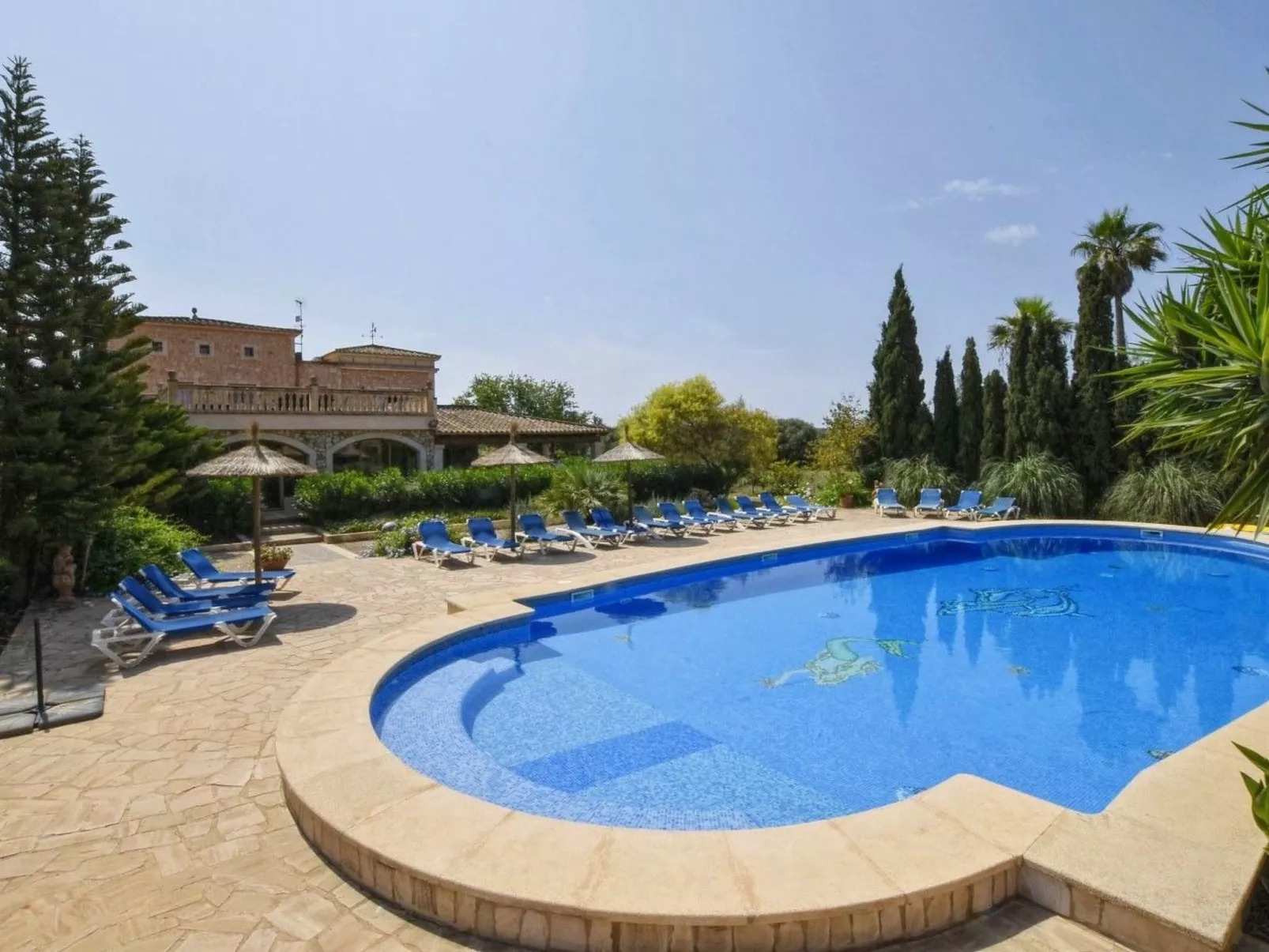 In Campos mit Privatem Pool - Buiten