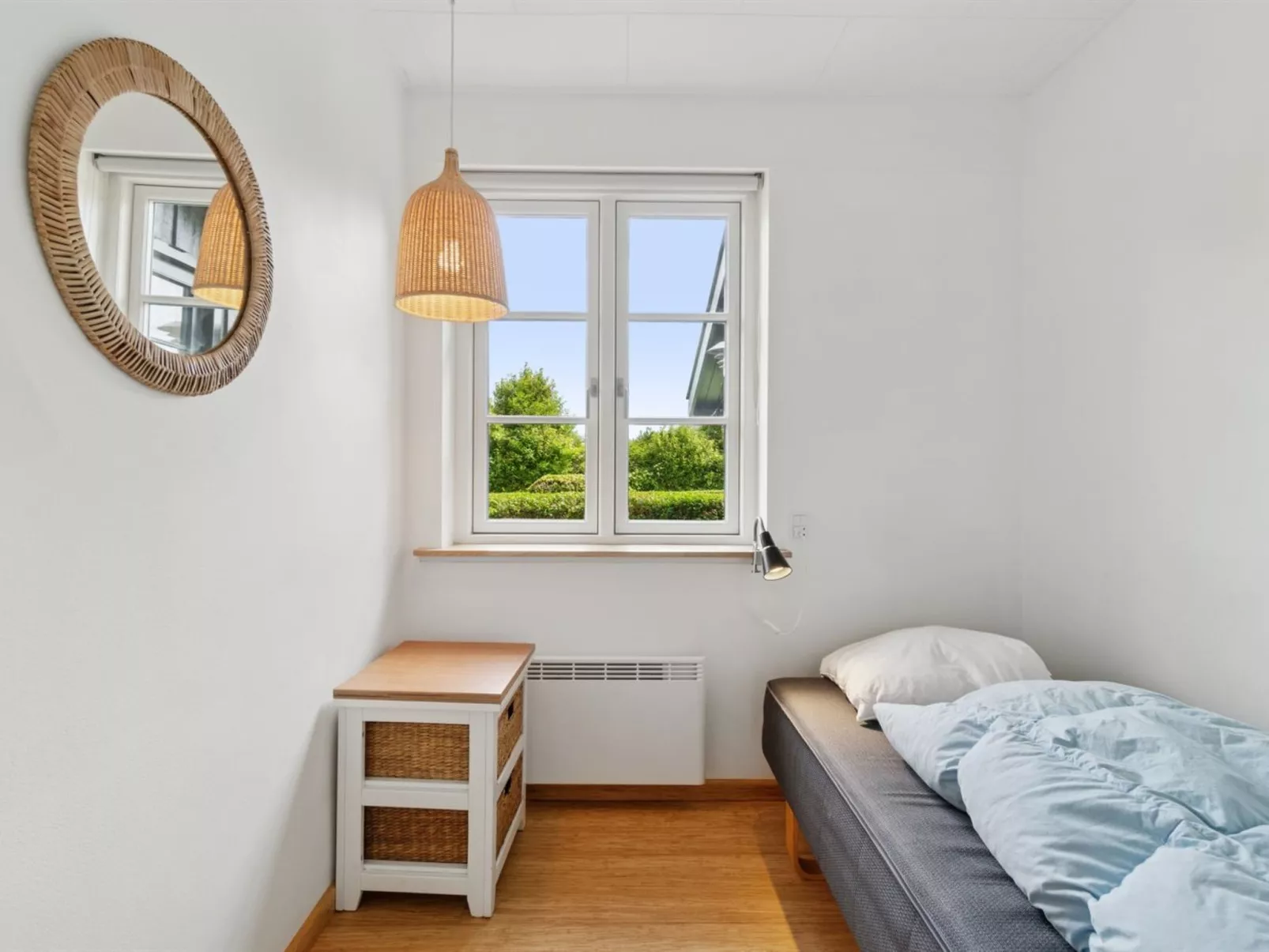 "Siegfried" - 100m from the sea - Binnen