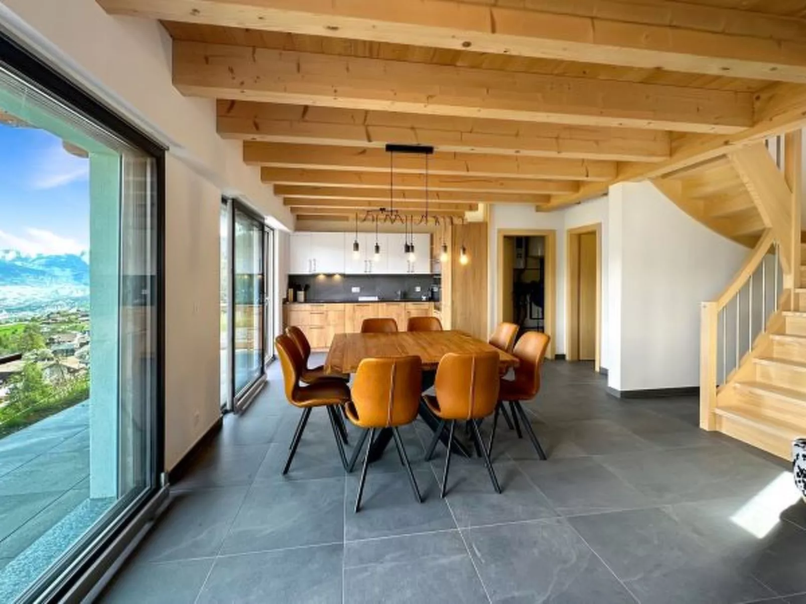 My Mountain Paradise in the Swiss Alps - Binnen