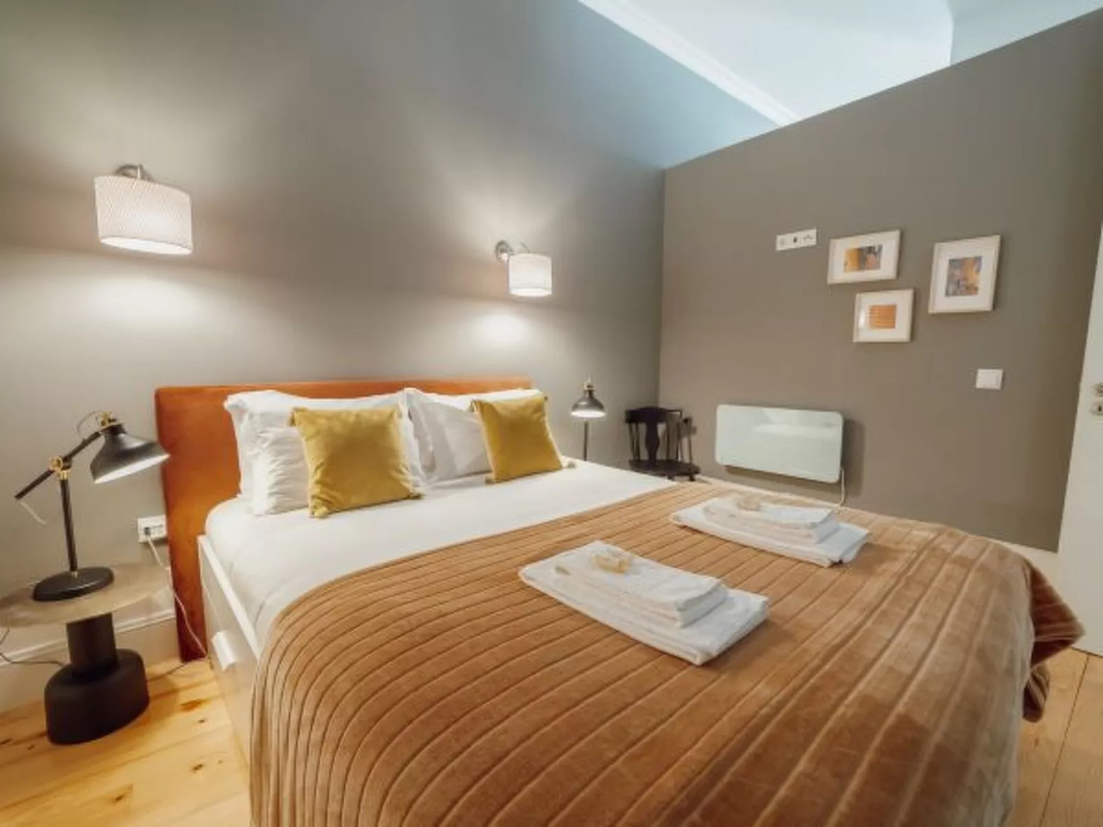 DOWNTOWN EXCELLENCE APARTMENT by VACATIONY - Binnen