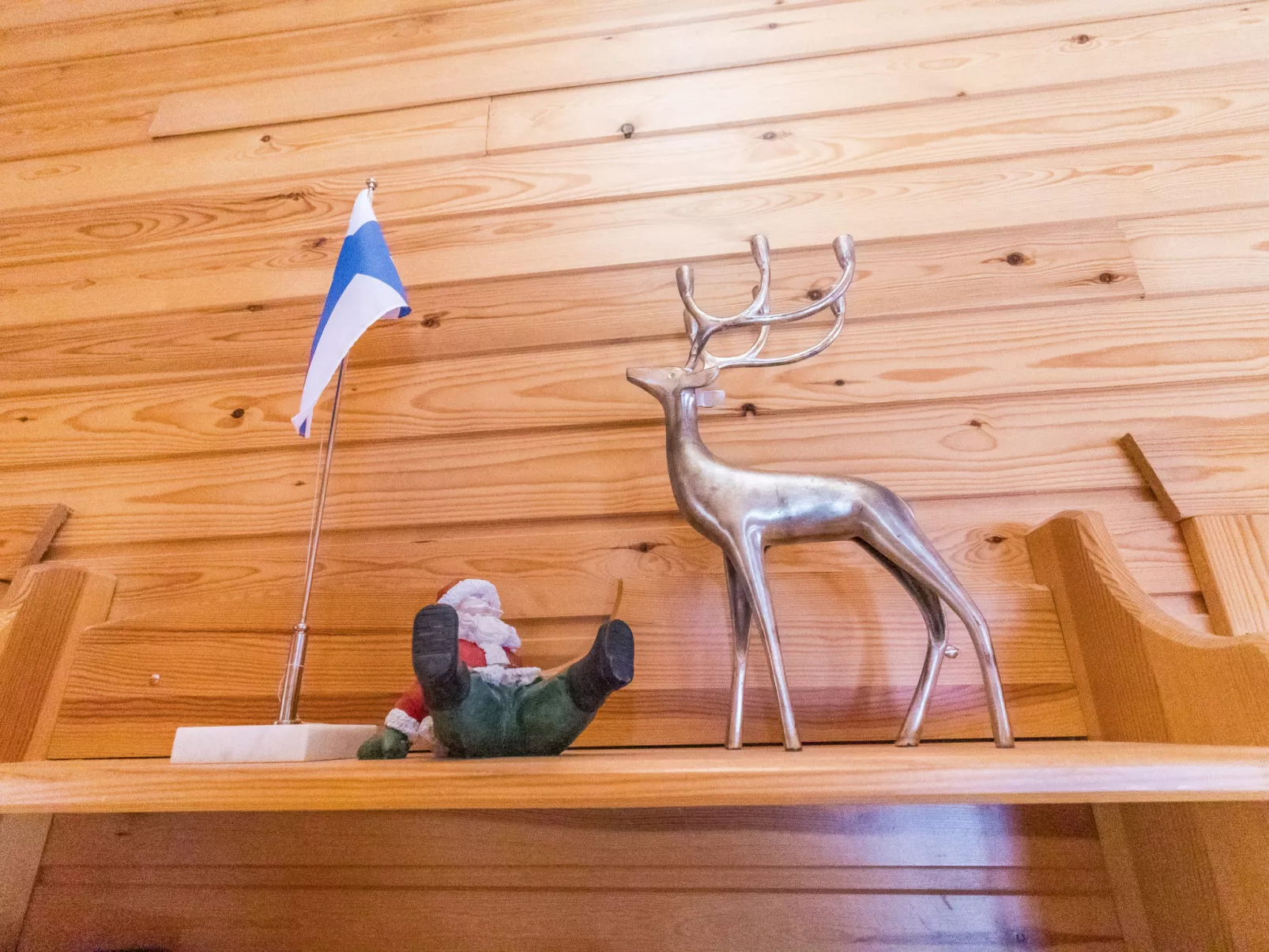 Kelokaltiokylä mökki 58 - Binnen