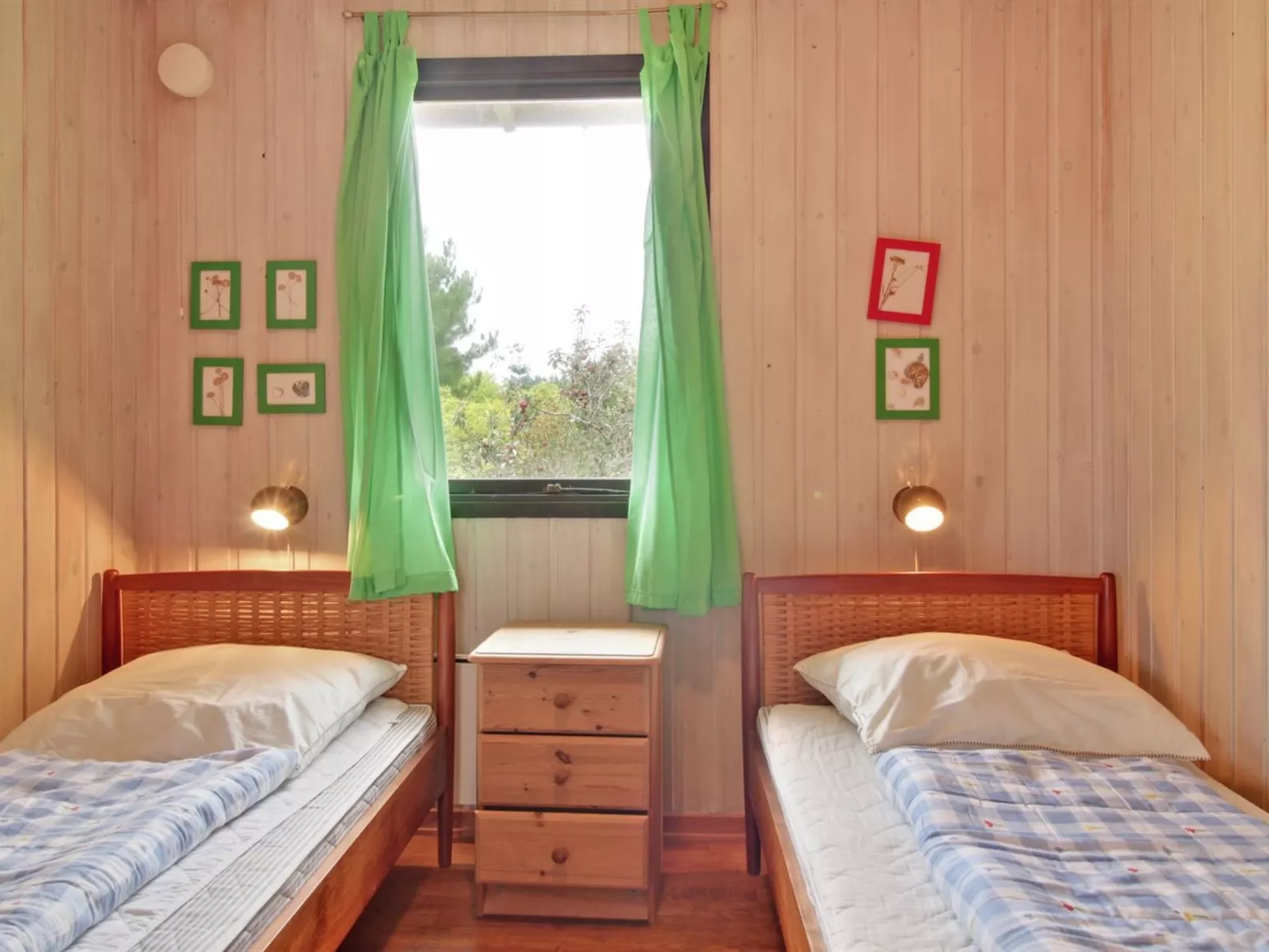 "Toti" - 500m from the sea - Binnen