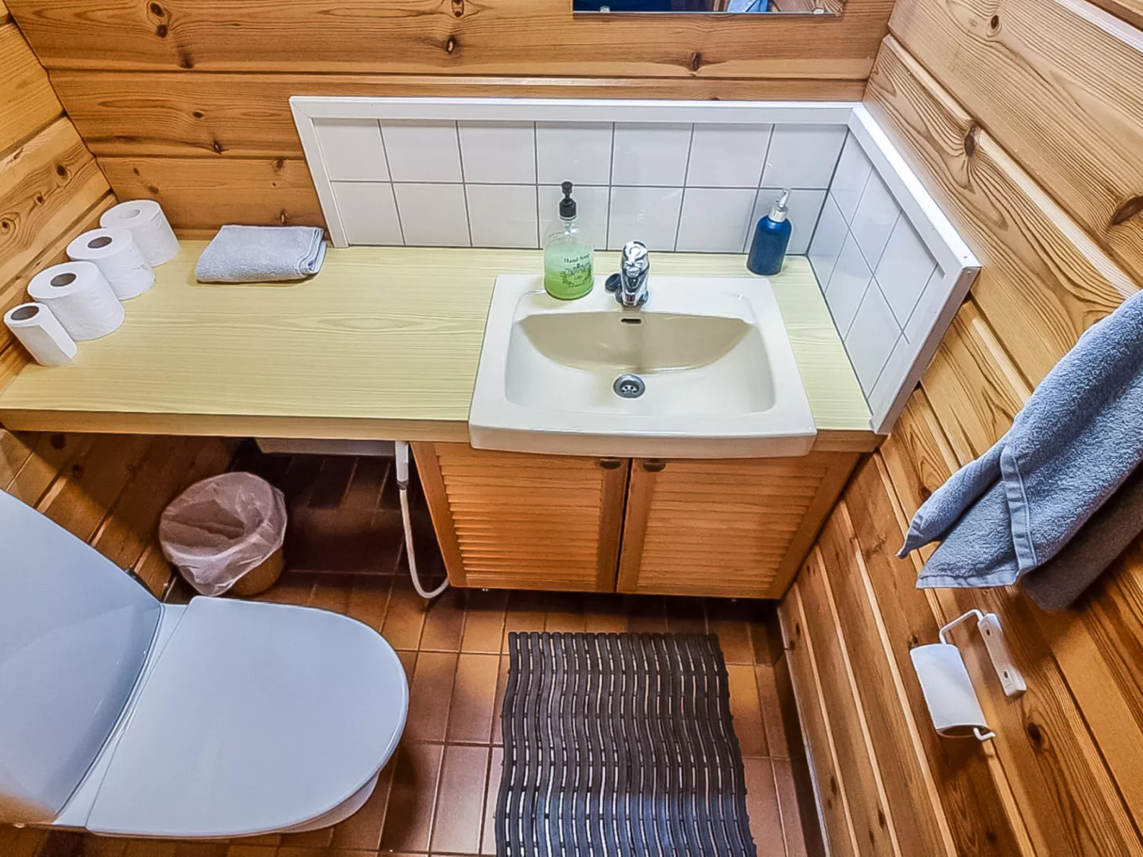 Unnukkamaja - Binnen