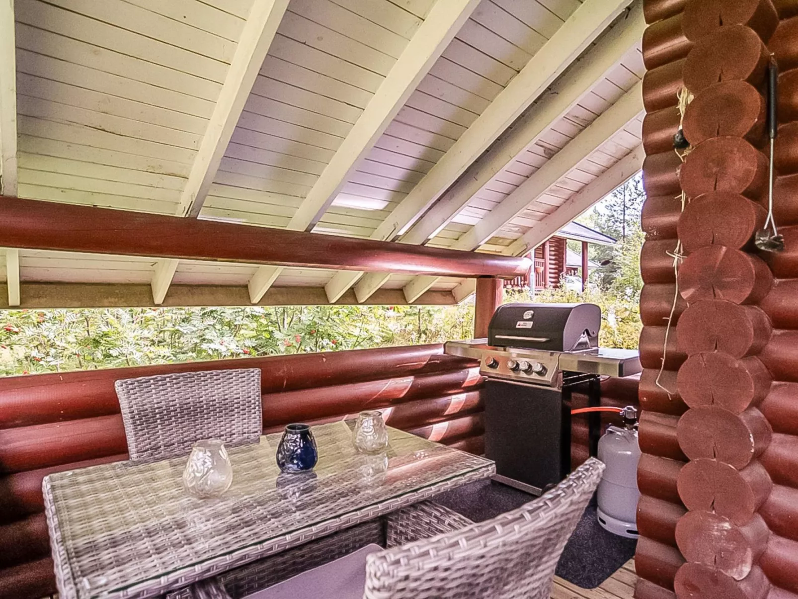 Rustholli 1 - Binnen