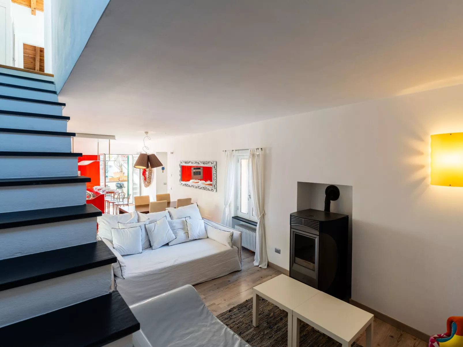 Terrazza con glicine - Binnen