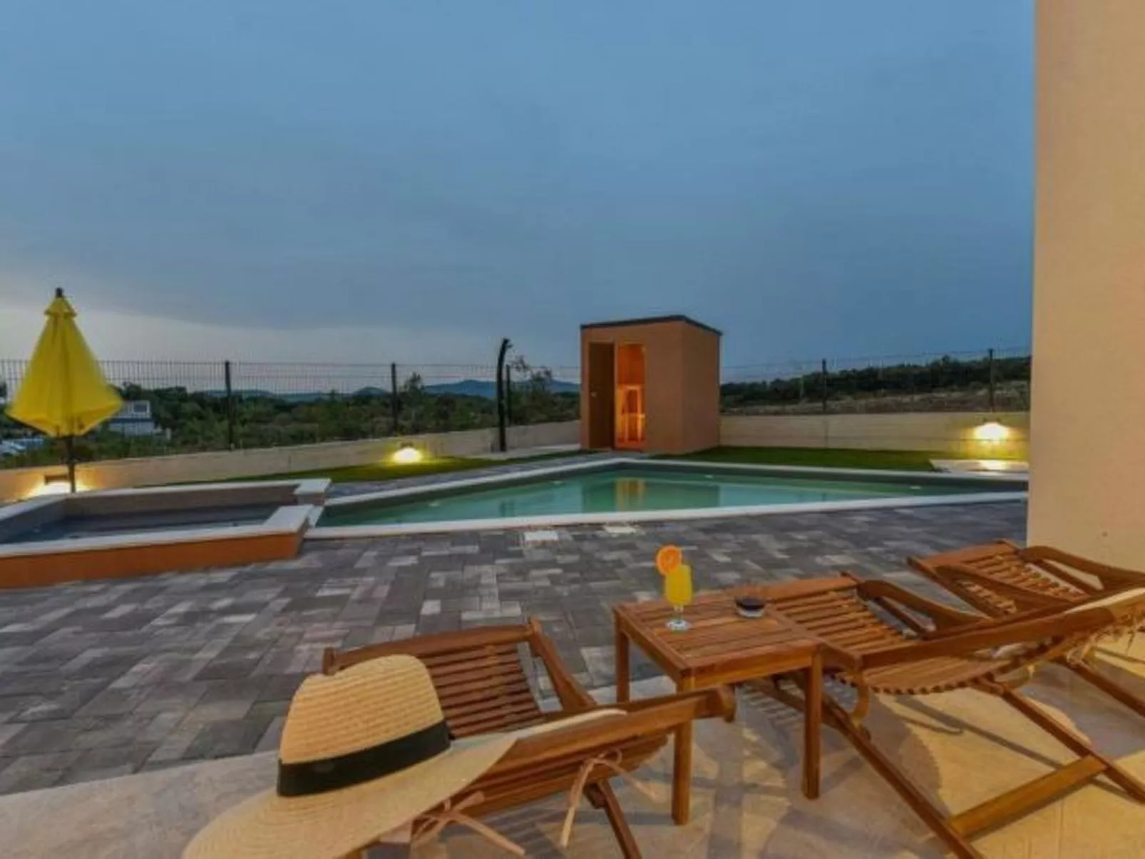 Villa Silente with pool, whirpool and sauna - Image-tags.info