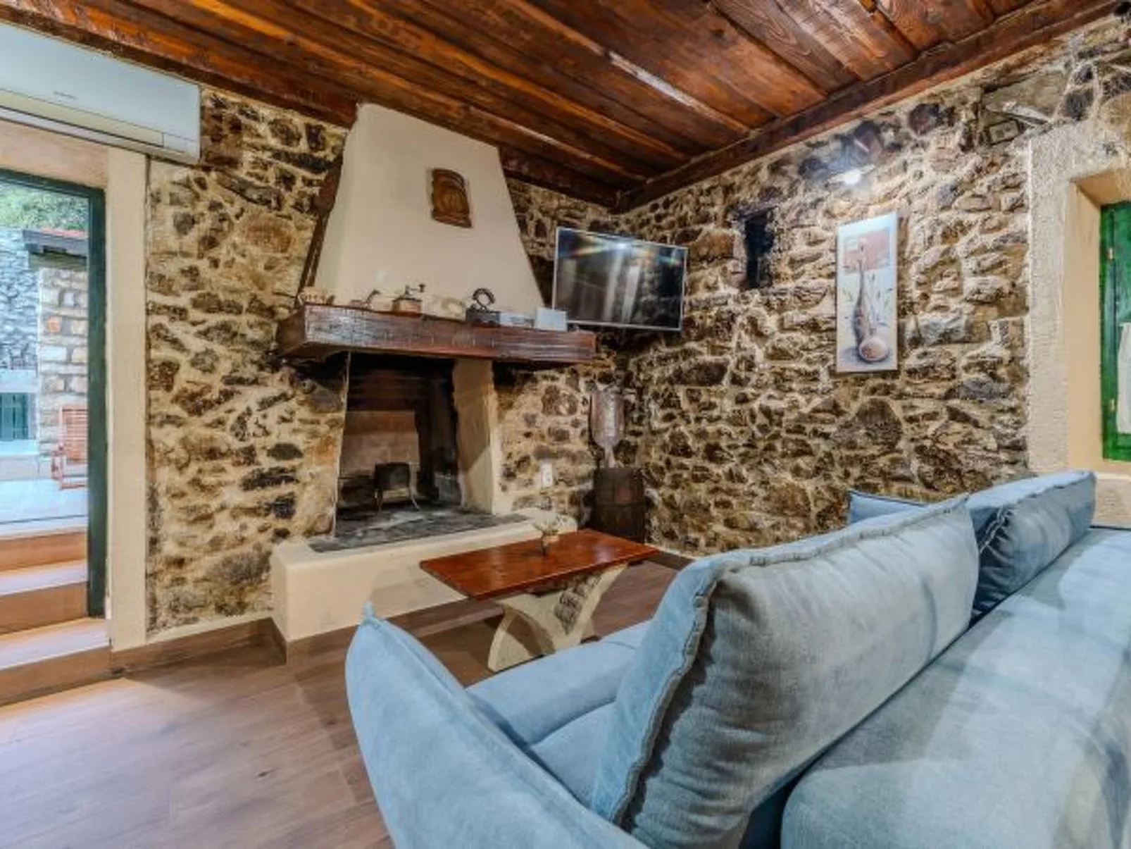 Stone Holiday house Zara with jacuzzi - Image-tags.info