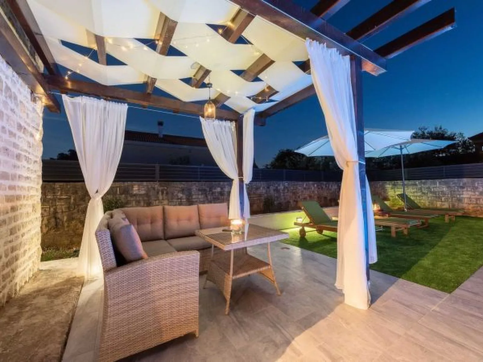 Dalmatian Holiday house Marcella with pool - Image-tags.info