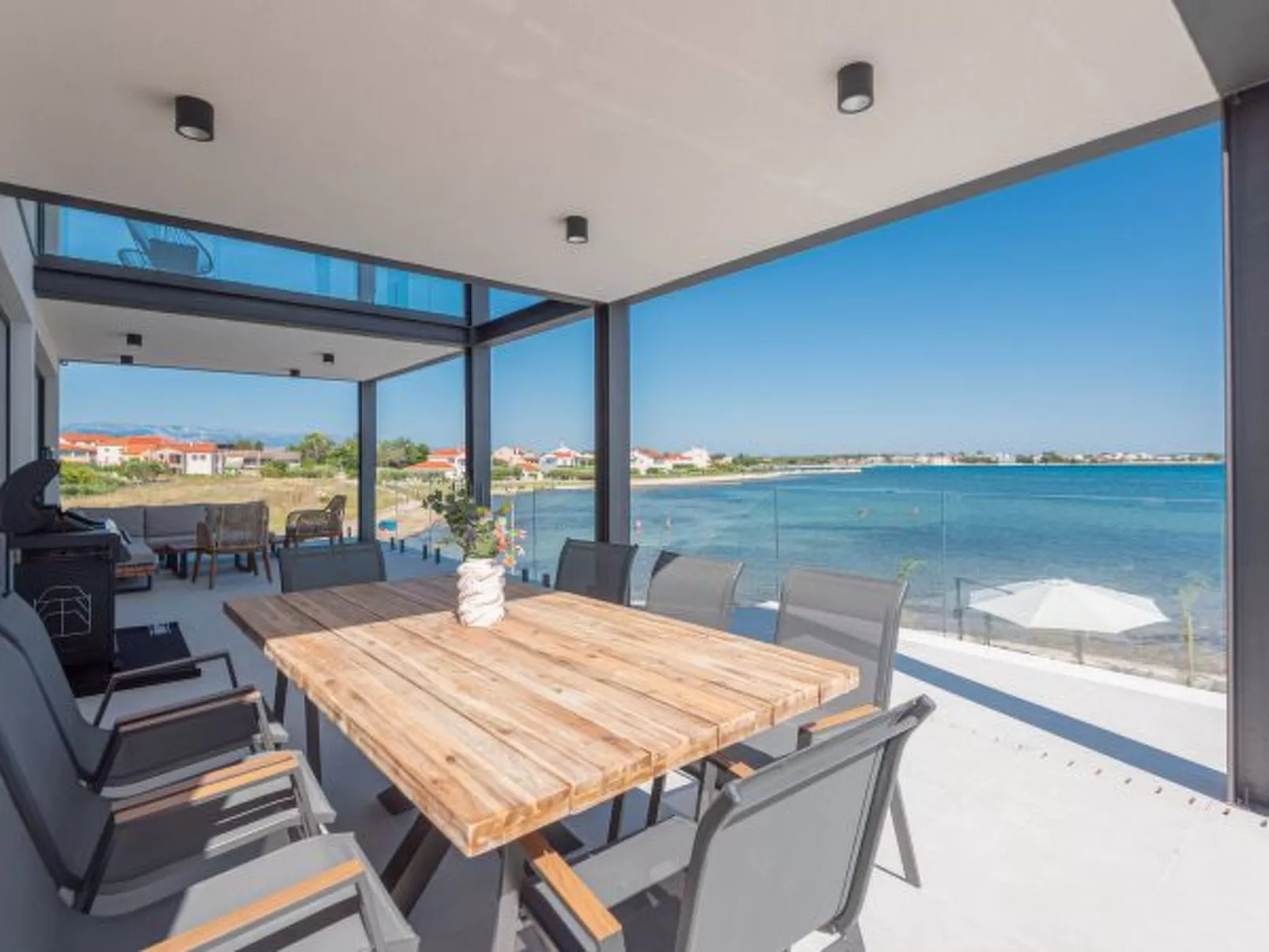 Seafront Villa Serena with pool and seaview - Image-tags.info